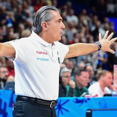 Scariolo: “Estoy dándole vueltas a ver cómo seguimos engañando al personal”