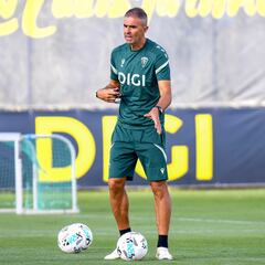 Gaizka Garitano: “Va a ser complicado mejorar a balón parado”
