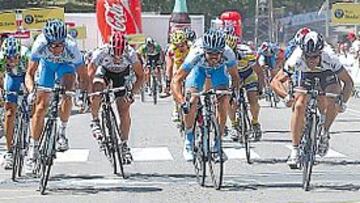 <b>DECISIÓN SEVERA. </b>El catalán Gálvez (a la derecha) fue descalificado.