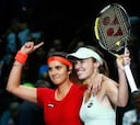 Muguruza y Carla Suárez se rinden ante Hingis y Mirza