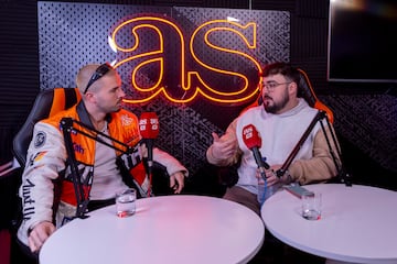 EAZYBOI durante la entrevista con AS