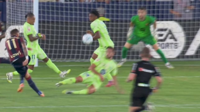 Las polémicas de la jornada 2 en LaLiga EA Sports: todos los penaltis, expulsiones y jugadas controvertidas