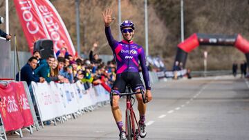 VIC (BARCELONA), 15/01/2023.- El ciclista español Felipe Orts del equipo Burgos-BH se proclama por quinta vez consecutiva campeón de España de Ciclocross, este domingo, en Vic. EFE/Siu Wu
