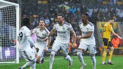 Con Weston McKennie y Brendon Aaronson en el campo, el Leeds United abandona la zona de descenso en un duelo clave tras vencer a los Wolves.