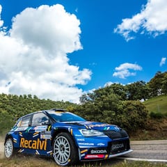 ‘Cohete’ Suárez defiende liderato en Ourense