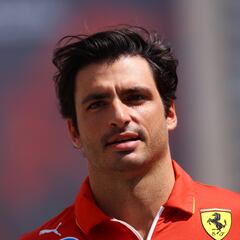 Sainz espera otra bala en el jardín de Leclerc