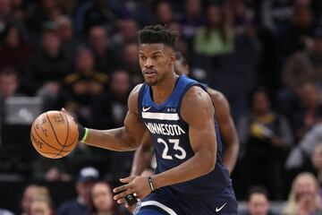 El guardia de los Timberwolves llegó esta temporada a Minnesota como uno de los movimientos más atrevidos en la NBA. Con 28 años de edad, el antiguo integrante de los Bulls promedió 22.2 puntos por partido y un porcentaje de .474% de sus tiros de campo acertados.