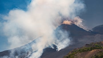 Sicily’s notorious volcano lit up the night in a dramatic show—but there’s a reason locals aren’t panicking.
