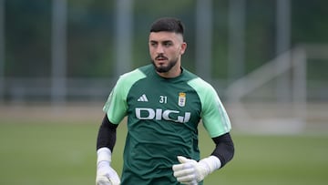 18/04/24 REAL OVIEDO  ENTRENAMIENTO 
LEO ROMAN PORTERO TITULAR