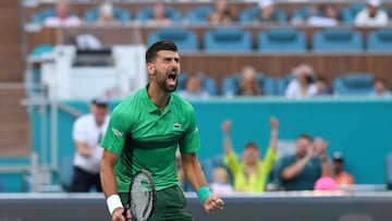 Djokovic bate a Korda en diferido para llegar a semifinales