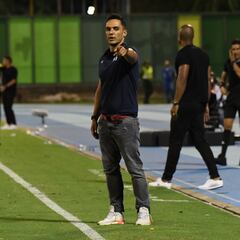 Lucas González y la opción de dirigir a Nacional