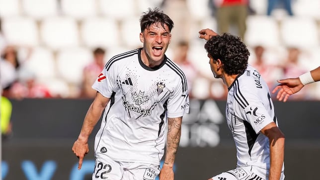 Lluís López: cuando la defensa del Alba sonríe