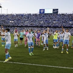 La magia de Roberto pone al Málaga en la final por el ascenso
