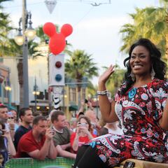 How did American Idol star and Grammy-winner Mandisa die?