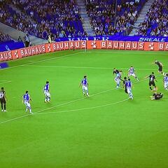 La polémica del Real Sociedad-Atlético: los goles de Morata, Sadiq y Correa, amarillas protestadas...