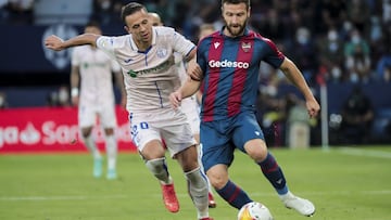 Maksimovic en una acci&oacute;n del partido contra el Levante.