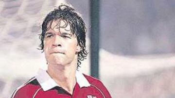 <b>EL CHOLLO. </b>Ballack, capitán del Bayern y de Alemania, tiene un pie en el Chelsea.