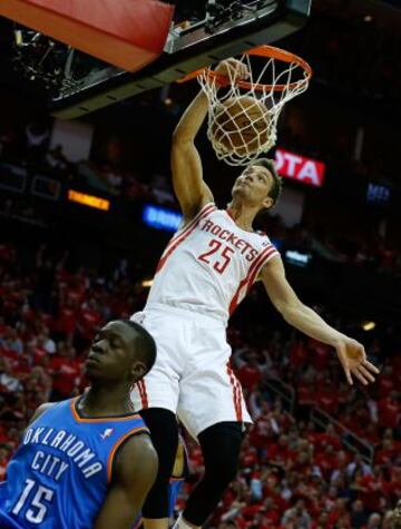 Rockets 94 - Thunder 103 (2-4). Chandler Parsons de los Houston Rockets.