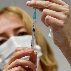 What are the differences between Moderna and Pfizer’s vaccines?