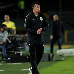 Almirón: "Ya tengo el equipo de Libertadores en la cabeza"