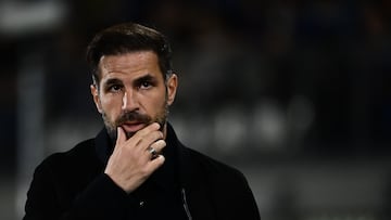 Cesc durante un partido con el Como.