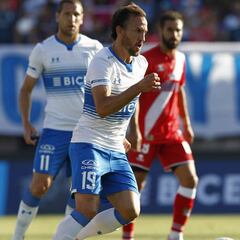 Los futbolistas chilenos que fueron a la educación superior