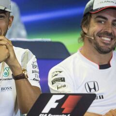 Alonso a Hamilton: “Espero estar más cerca de vosotros tío”