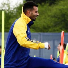 Edwin Cardona, fuera de la lista frente a Banfield