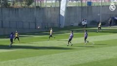 Entre el Sanse y el árbitro desploman al Castilla (2 - 1)