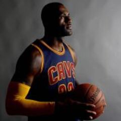 LeBron, sobre la renovación de Thompson: "Soy optimista"