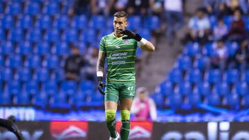 Nicolás Vikonis cometió tremendo oso ante Puebla