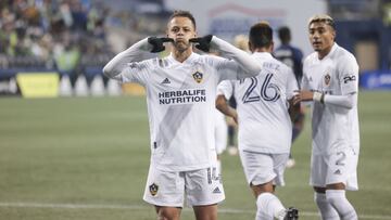 ‘Chicharito’ Hernández keeps LA Galaxy’s playoff hope alive