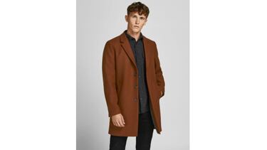 Regalos en moda: sorprende en Navidad con prendas de primeras marcas (Levis, Carhartt, Dr. Martens, Geox)