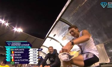 Mo Farah vuelve a la pista a lo grande con r¨¦cord de la hora