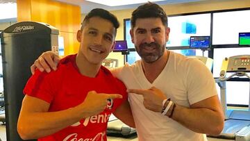 El mensaje que envió Alexis en una foto junto a Marcelo Salas