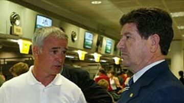 <b>POSIBLES LLEGADAS. </B>Ranieri y Ortí podrían haber charlado sobre la hipotética llegada de los japoneses.