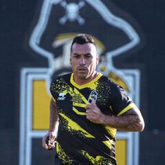 Paredes arremete contra Colo Colo por el 'caso Barroso'