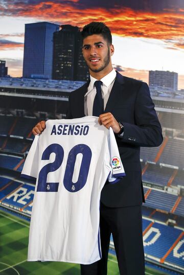 Su sueño de niño se vio cumplido el 16 de agosto de 2016. Fue presentado oficialmente en el Estadio Santiago Bernabéu como jugador del Real Madrid.