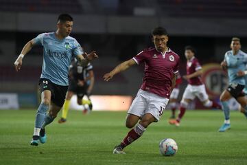 El formado en O'Higgins se mantiene en el plantel del conjunto de Rancagua y es uno de los titulares en esta campaña. En el Mundial disputó tres partidos.