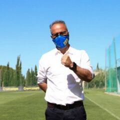 Oficial: Álvaro Cervera renueva con el Cádiz hasta 2024