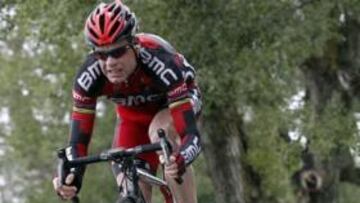 <b>DESCENDIENDO. </b>Evans arriesgó en el descenso y sacó tres segundos en meta a Contador y a Samuel.