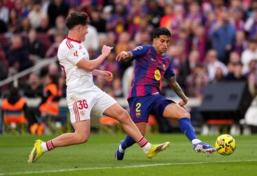 Joao Cancelo marca el 5-1 al Sevilla. 