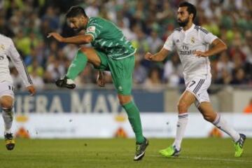 Óscar Múñoz marca el 1-1.