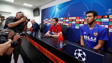 Dani Parejo y Marcelino.