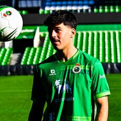 “Quiero jugar, ser importante y ascender otra vez”