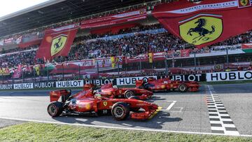 Varios monoplazas de F1, durante las Finali Mondiali de Ferrari en Mugello.