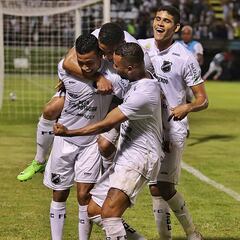 El olvidado chileno que tuvo un paso fugaz por el nuevo club de Parraguez