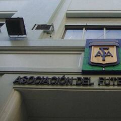 Se pospuso, sin fecha, el regreso del fútbol argentino