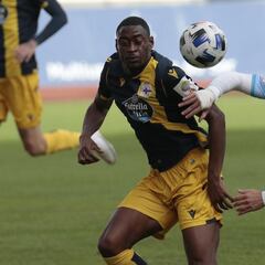 Abad, Mujaid y Bergantiños, únicos con pleno de minutos