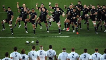 Para muchos la mejor Haka de siempre: los All Blacks retando a Francia en la final de 2011